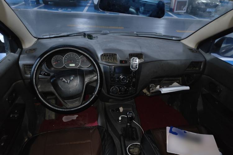 Used Wuling Hongguang 2015 1.2L S Base Model China IV Center Console