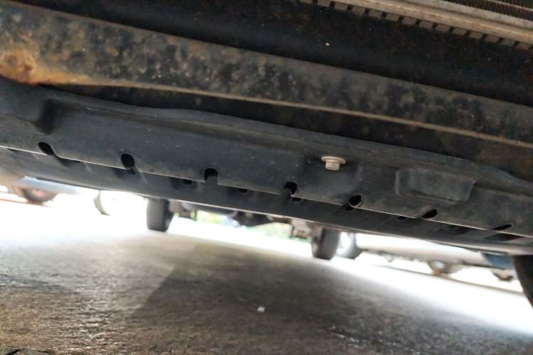 Used Wuling Hongguang 2015 1.5L S Basic Version China V Standard Chassis Front