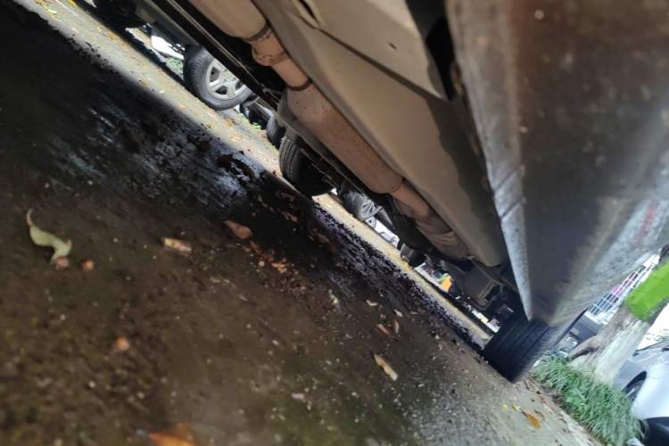 Used Wuling Hongguang 2015 1.5L S Basic Version China V Standard Chassis Front Left