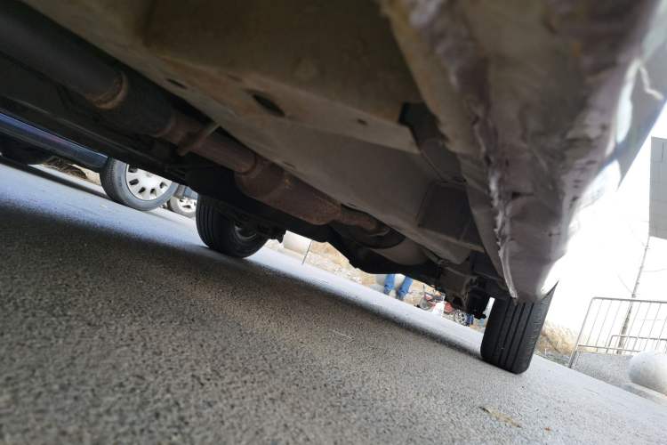 Used Wuling Hongguang 2015 1.5L S Basic Version China V Standard Chassis Front Left