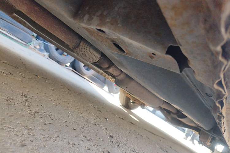 Used Wuling Hongguang 2015 1.5L S Base Model China IV Chassis Front Left