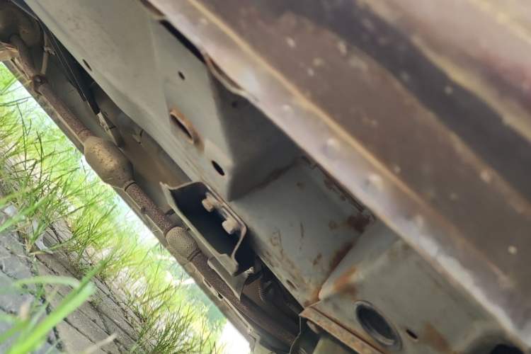 Used Wuling Hongguang 2015 1.2L S Base Model China V Standard Chassis Front Right