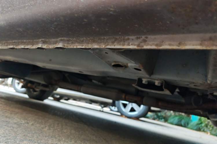 Used Wuling Hongguang 2015 1.5L S Basic Version China V Standard Chassis Front Right