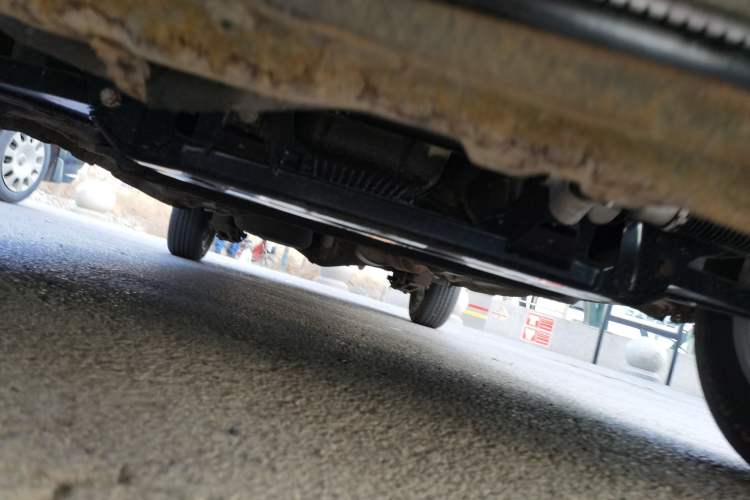Used Wuling Hongguang 2015 1.5L S Basic Version China V Standard Chassis Front