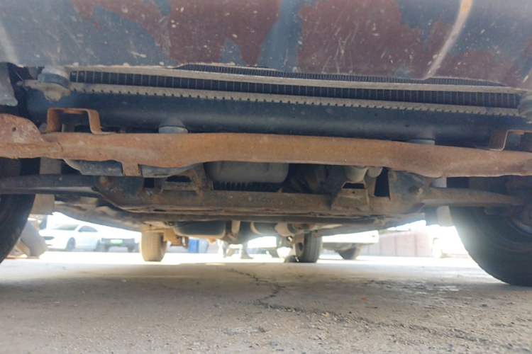 Used Wuling Hongguang 2015 1.5L S Base Model China IV Chassis Front