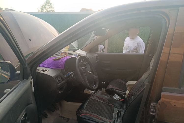 Used Wuling Hongguang 2015 1.2L S Base Model China V Standard Driver Seat