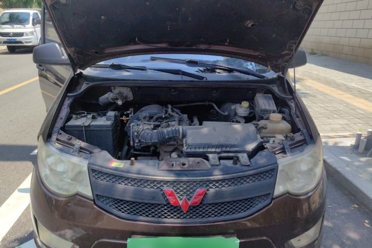 Used Wuling Hongguang 2015 1.2L S Base Model China V Standard Engine Bay