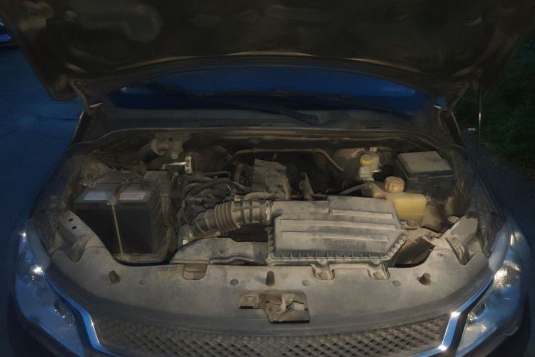 Used Wuling Hongguang 2015 1.5L S1 Standard China V-Emission Standards Engine Bay