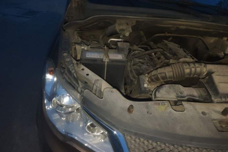 Used Wuling Hongguang 2015 1.5L S1 Standard China V-Emission Standards Engine Bay Right
