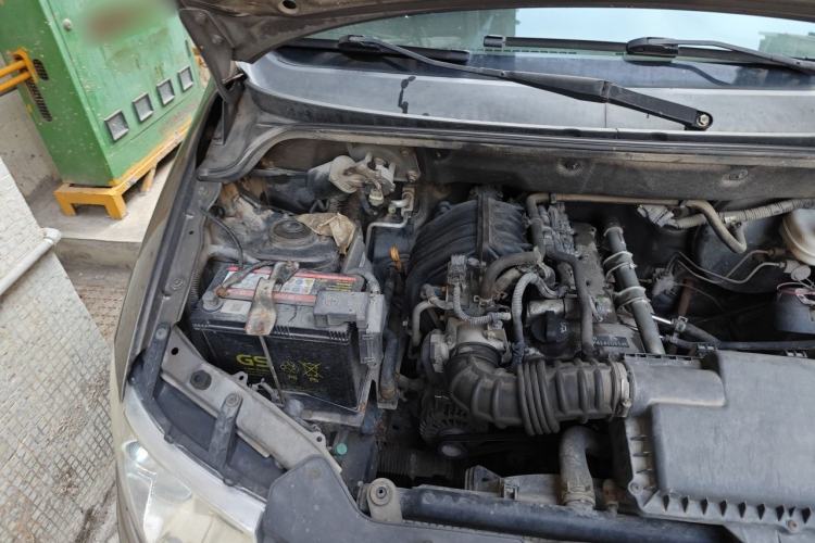 Used Wuling Hongguang 2015 1.2L S Base Model China V Standard Engine Bay Right