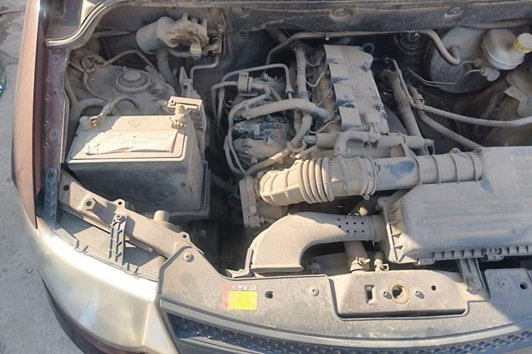 Used Wuling Hongguang 2015 1.5L S Base Model China IV Engine Bay Right