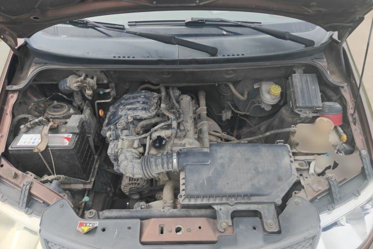Used Wuling Hongguang 2015 1.2L S Base Model China V Standard Engine Bay