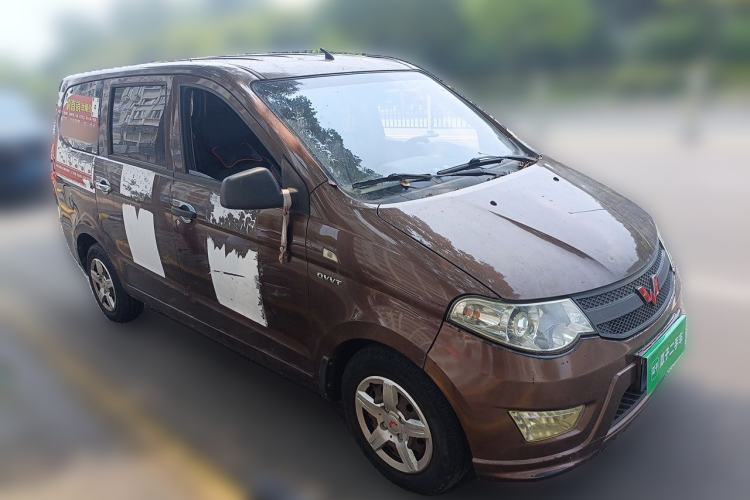Used Wuling Hongguang 2015 1.5L S Basic Version China V Standard Front Right 45 Deg