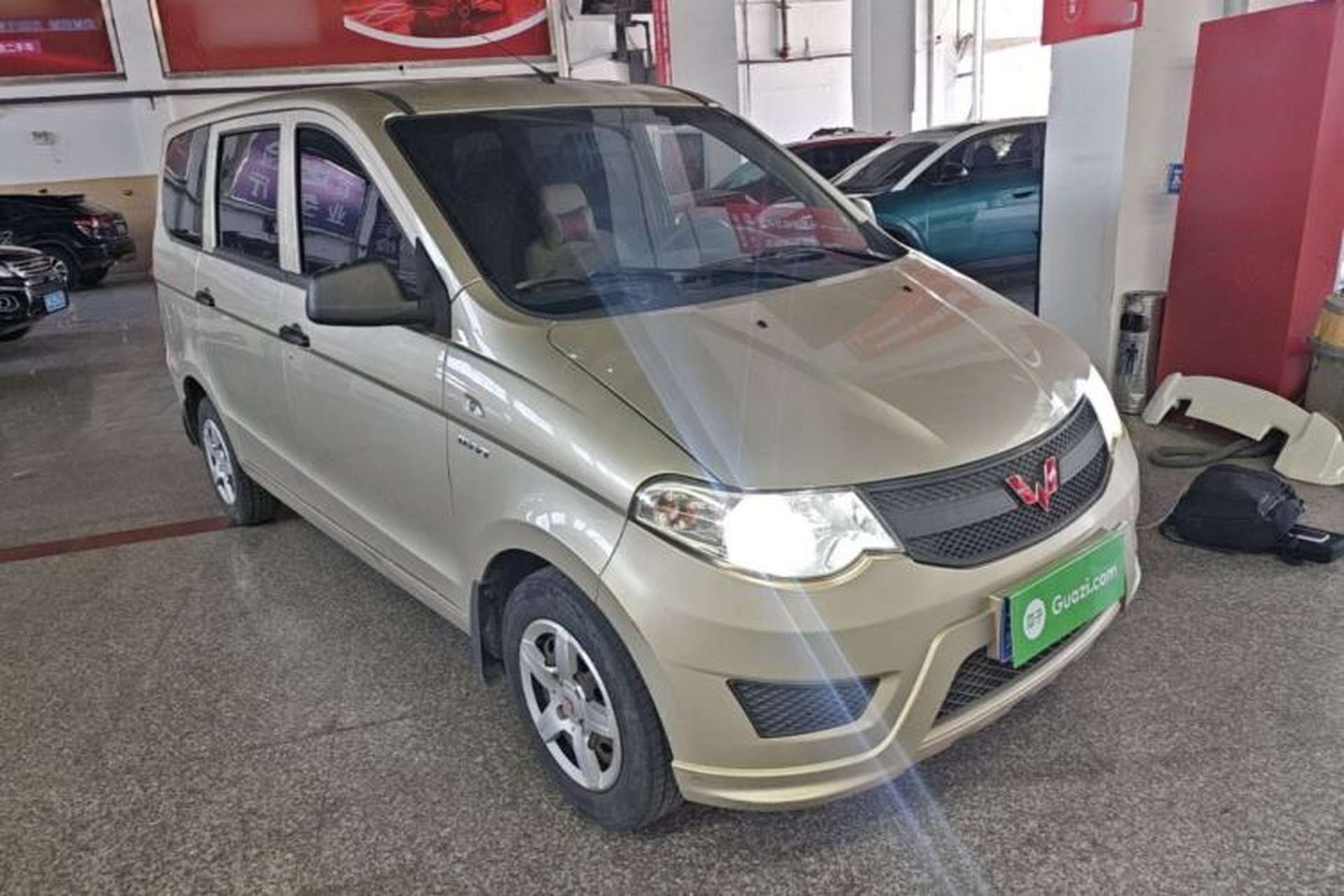 Used Wuling Hongguang 2015 1.5L S Basic Version China V Standard Front Right 45 Deg