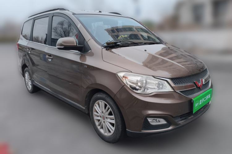 Used Wuling Hongguang 2015 1.5L S1 Comfort China V Standard Front Right 45 Deg
