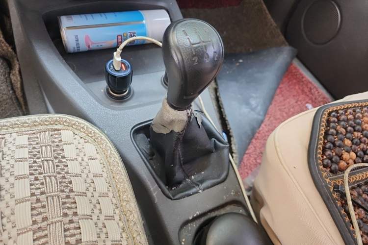 Used Wuling Hongguang 2015 1.2L S Base Model China V Standard Gear Lever
