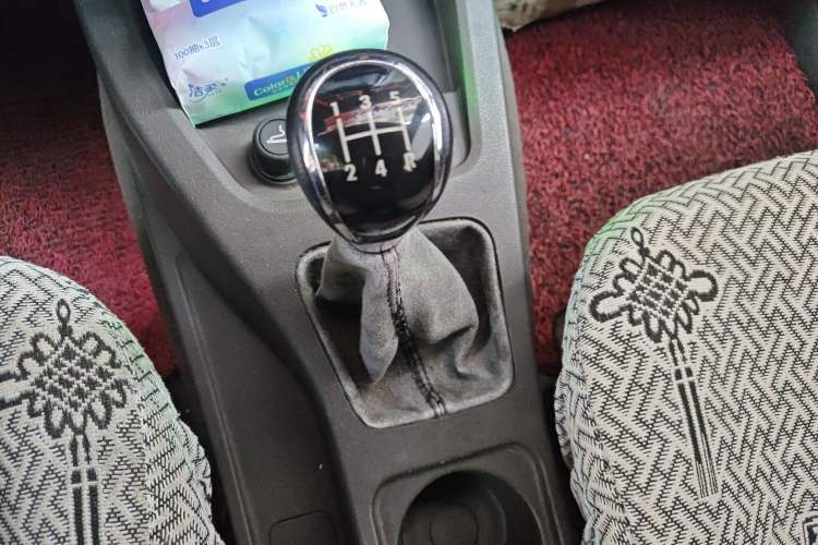 Used Wuling Hongguang 2015 1.5L S Base Model China IV Gear Lever