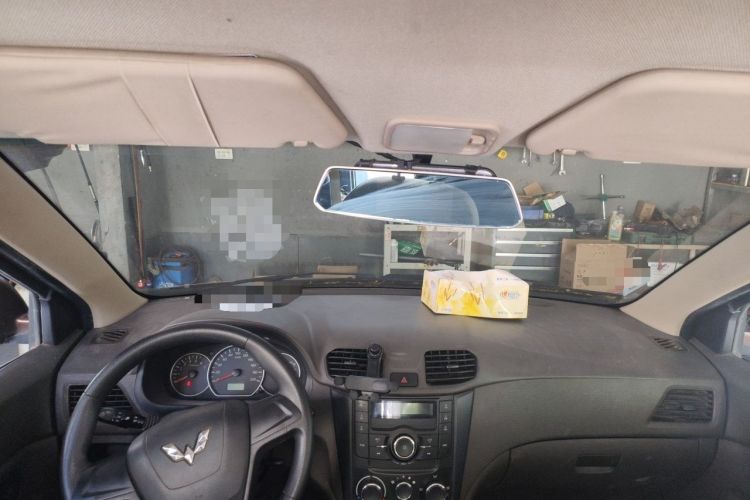 Used Wuling Hongguang 2015 1.5L S Base Model China IV Headliner