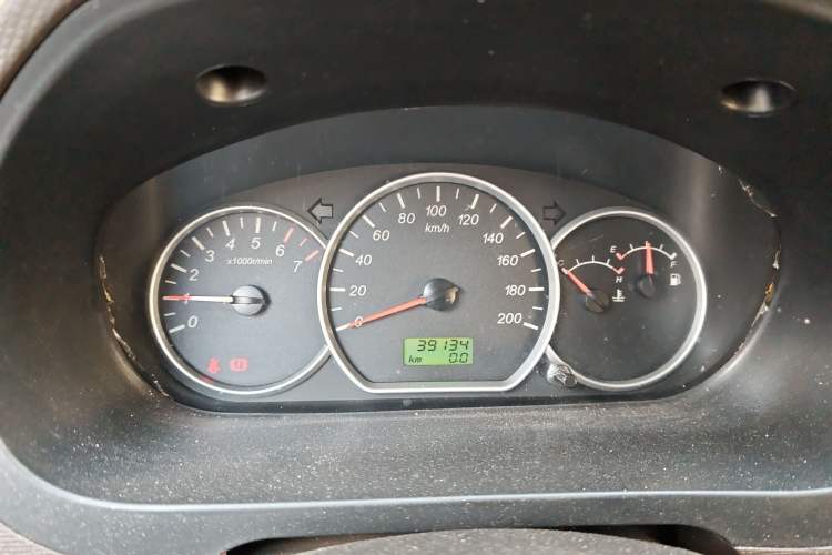 Used Wuling Hongguang 2015 1.5L S Basic Version China V Standard Instrument Cluster