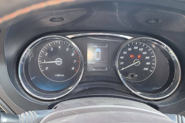 Used Wuling Hongguang 2015 1.5L S1 Luxury National Emission Standard V Instrument Cluster