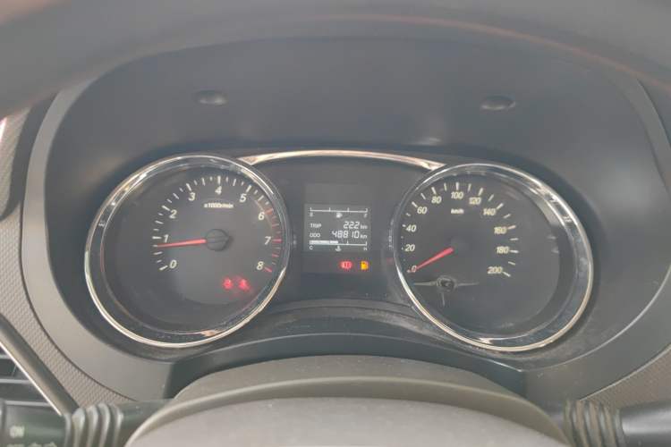 Used Wuling Hongguang 2015 1.5L S1 Standard China V-Emission Standards Instrument Cluster