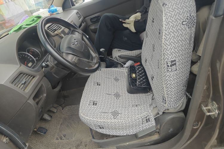 Used Wuling Hongguang 2015 1.5L S Basic Version China V Standard Left Front Seat