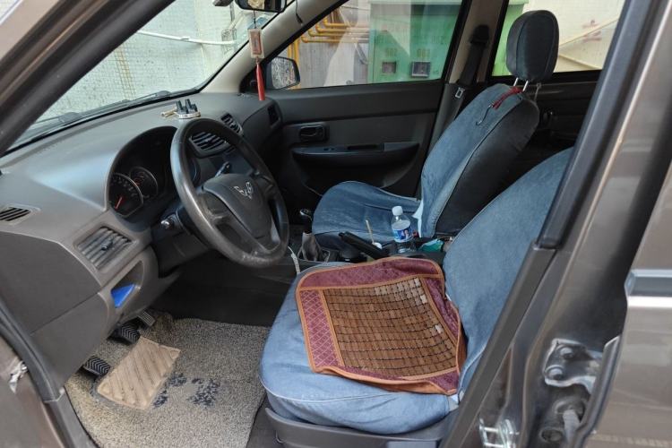 Used Wuling Hongguang 2015 1.2L S Base Model China V Standard Left Front Seat
