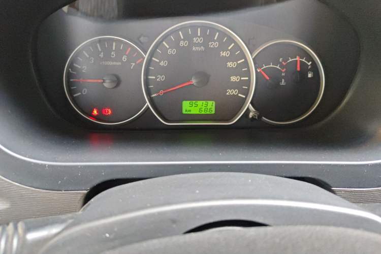 Used Wuling Hongguang 2015 1.5L S Base Model China IV Odometer Close Up