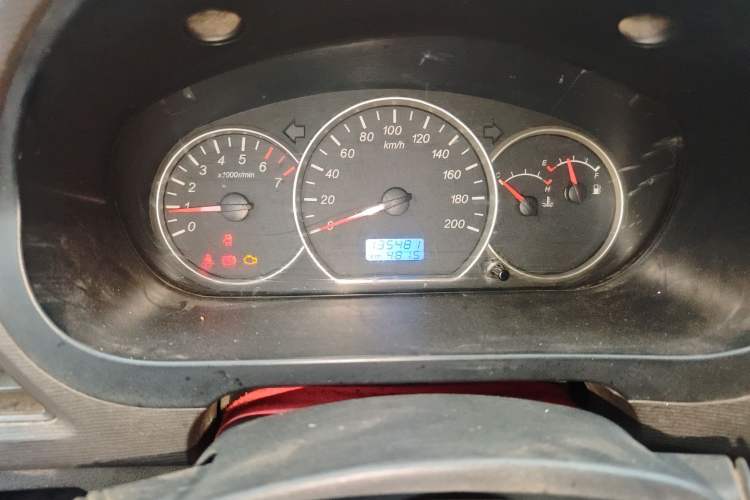 Used Wuling Hongguang 2015 1.5L S Base Model China IV Odometer Close Up