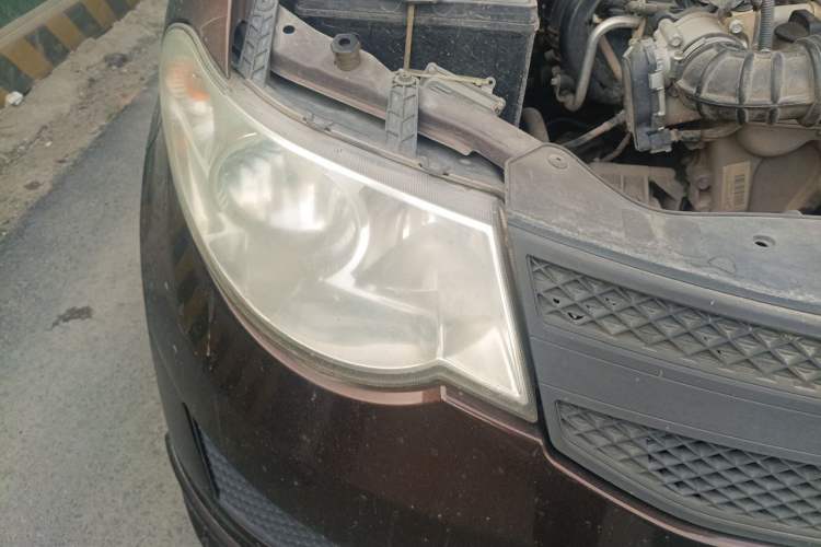 Used Wuling Hongguang 2015 1.2L S Base Model China V Standard Right Front Headlight