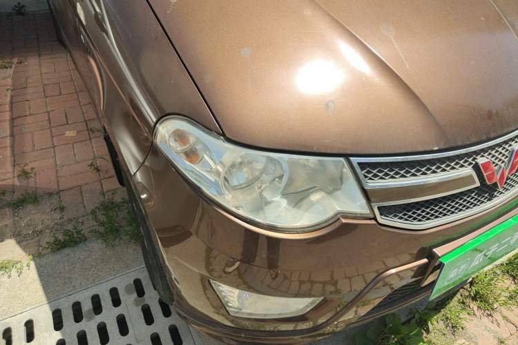 Used Wuling Hongguang 2015 1.5L S Base Model China IV Right Front Headlight