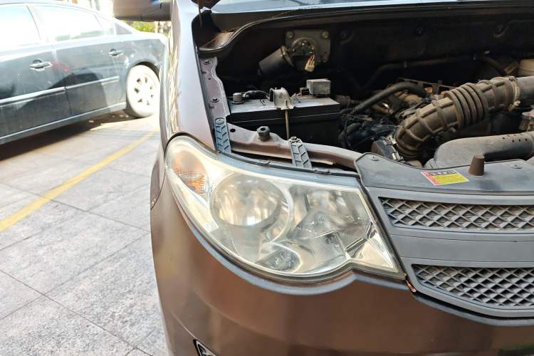 Used Wuling Hongguang 2015 1.5L S Basic Version China V Standard Right Front Headlight