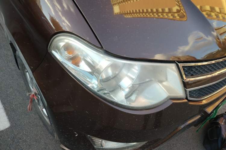 Used Wuling Hongguang 2015 1.2L S Base Model China V Standard Right Front Headlight