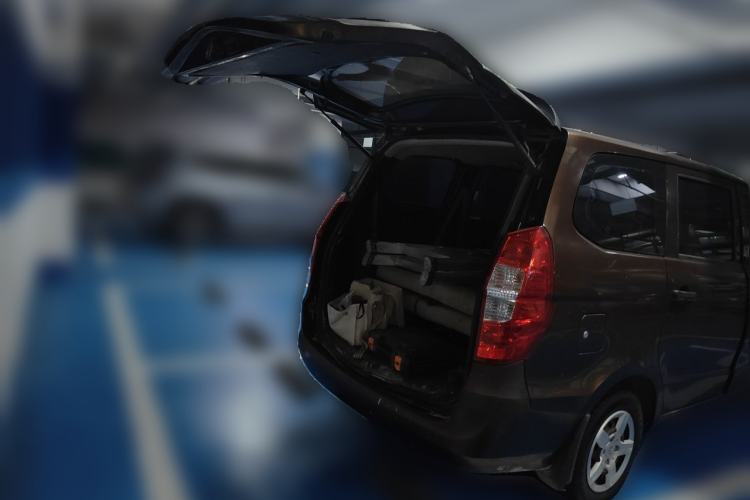 Used Wuling Hongguang 2015 1.2L S Base Model China IV Trunk