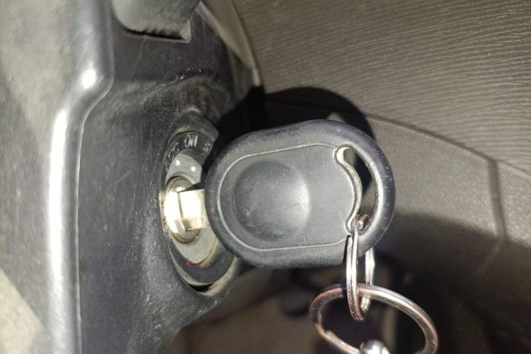 Used Wuling Hongguang 2015 1.2L S Base Model China V Standard Vehicle Key