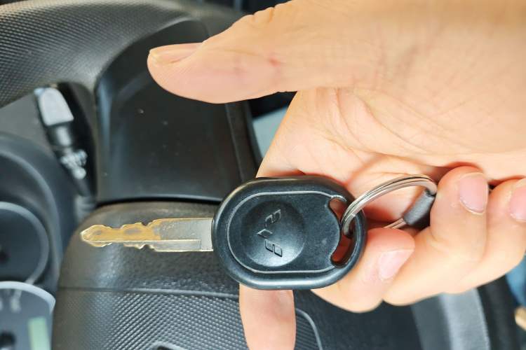 Used Wuling Hongguang 2015 1.5L S Basic Version China V Standard Vehicle Key