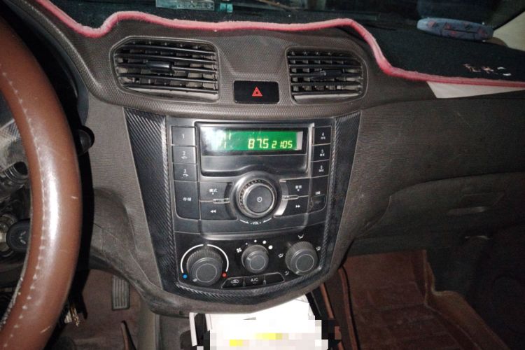Used Wuling Hongguang 2015 1.2L S Base Model China IV Audio And AC Panel