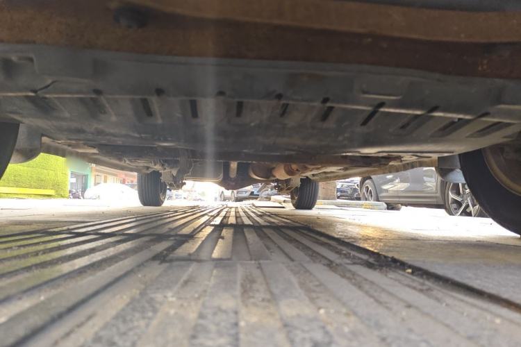 Used Wuling Hongguang 2015 1.5L S Base Model China IV Chassis Front