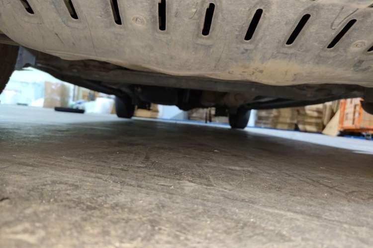 Used Wuling Hongguang 2015 1.2L S Base Model China V Standard Chassis Front