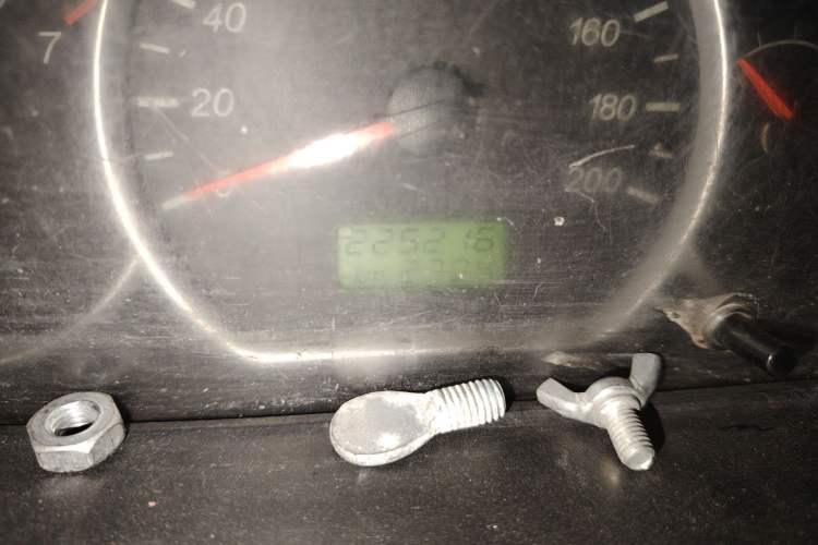 Used Wuling Hongguang 2015 1.2L S Base Model China IV Odometer Close Up