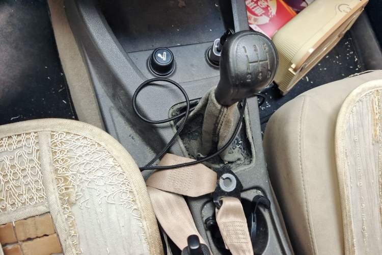 Used Wuling Hongguang 2015 1.5L S Basic Version China V Standard Gear Lever