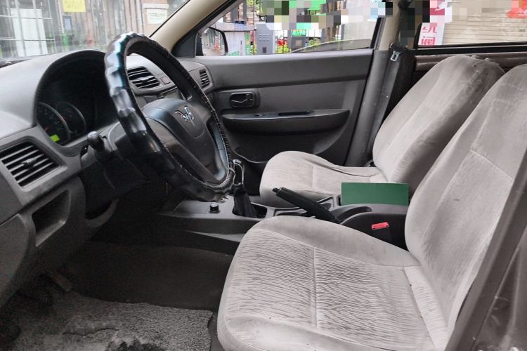Used Wuling Hongguang 2015 1.5L S Basic Version China V Standard Left Front Seat