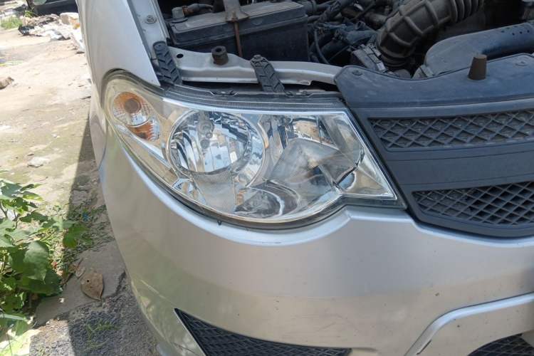 Used Wuling Hongguang 2015 1.5L S Basic Version China V Standard Right Front Headlight