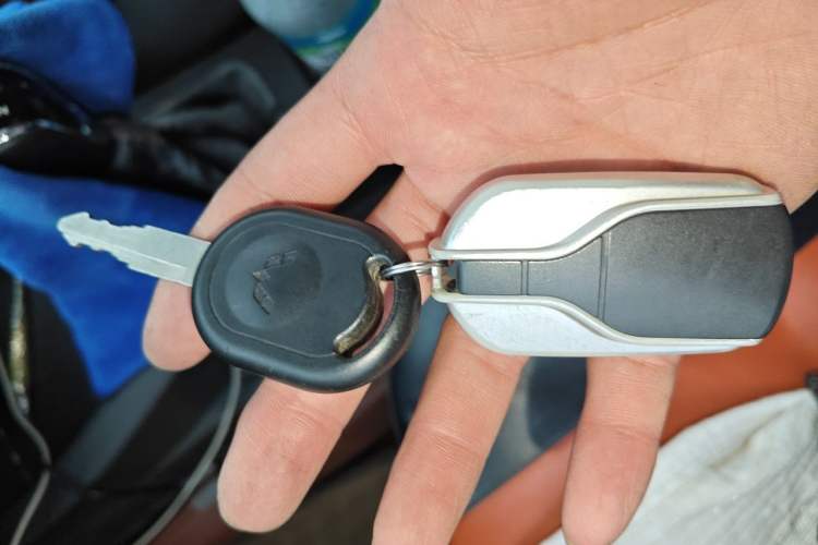 Used Wuling Hongguang 2015 1.5L S Basic Version China V Standard Vehicle Key