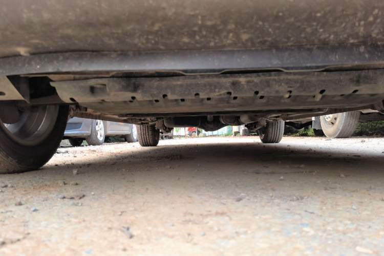 Used Wuling Hongguang 2015 1.5L S1 Standard China V-Emission Standards Chassis Front