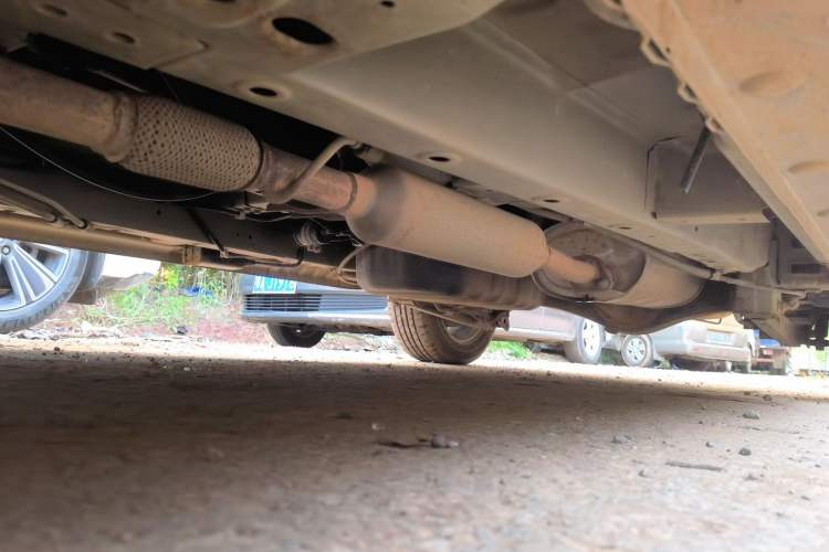 Used Wuling Hongguang 2015 1.5L S1 Standard China V-Emission Standards Chassis Front Left