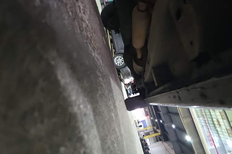 Used Wuling Hongguang 2015 1.5L S Base Model China IV Chassis Front Left