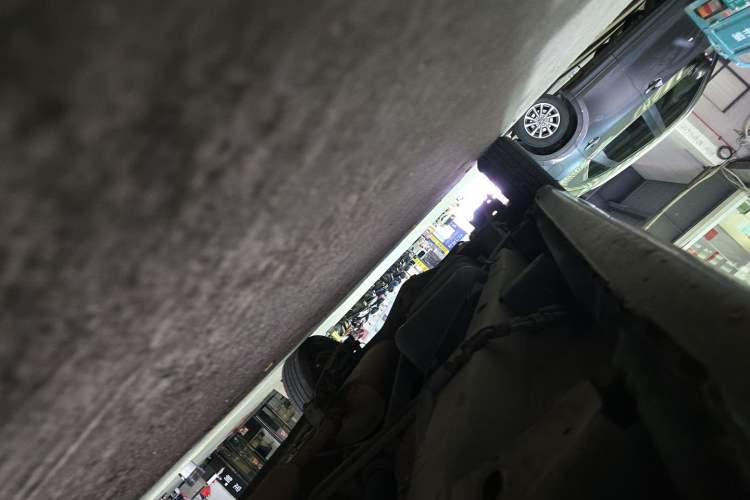 Used Wuling Hongguang 2015 1.5L S Base Model China IV Chassis Front Right