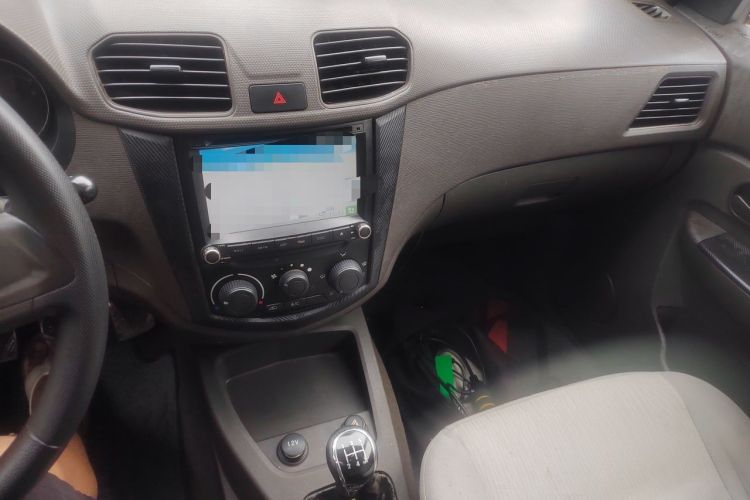 Used Wuling Hongguang 2015 1.5L S Basic Version China V Standard Audio And AC Panel
