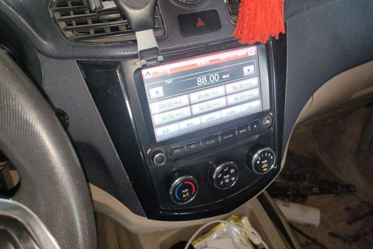 Used Wuling Hongguang 2015 1.2L S Base Model China V Standard Audio And AC Panel